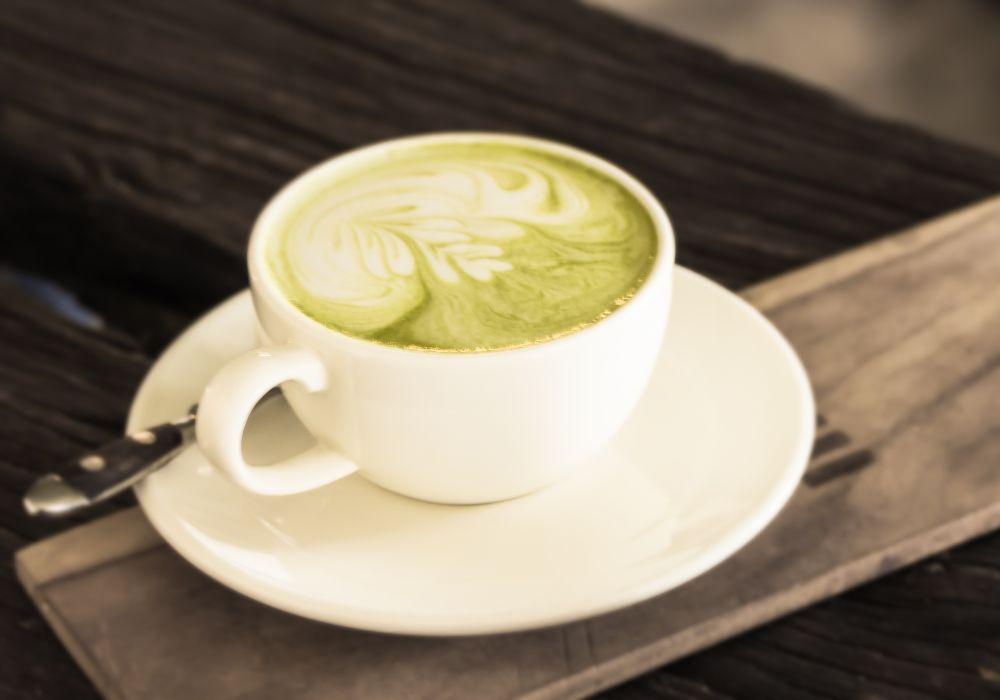 Matcha-Tee: Herkunft, Wirkung.Matcha-Tee-Zubereitung - Tee, Milchkaffee und mehr 