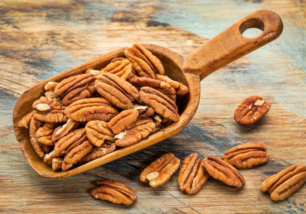 Pecan vs Walnut: A Comprehensive Comparison. Health Benefits of Different Types of Nuts