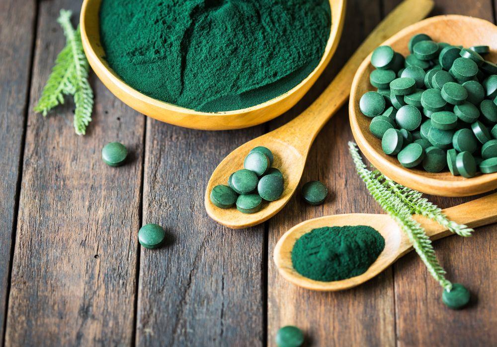 Organic Spirulina: The Green Super food with Myriad Benefits